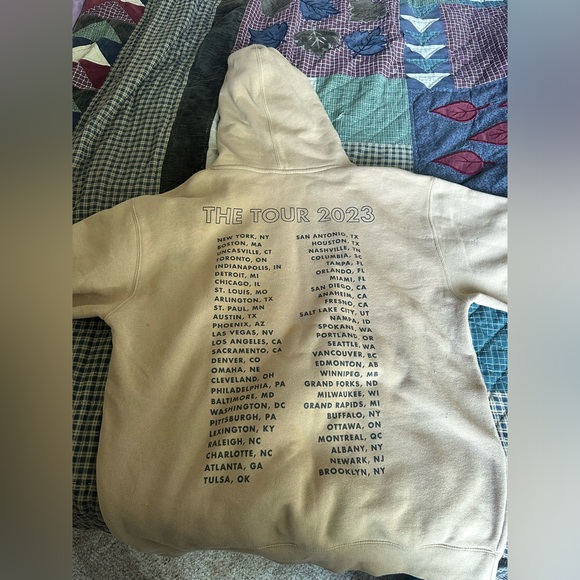 Jonas Brothers Tan hoodie - Picture 3 of 4